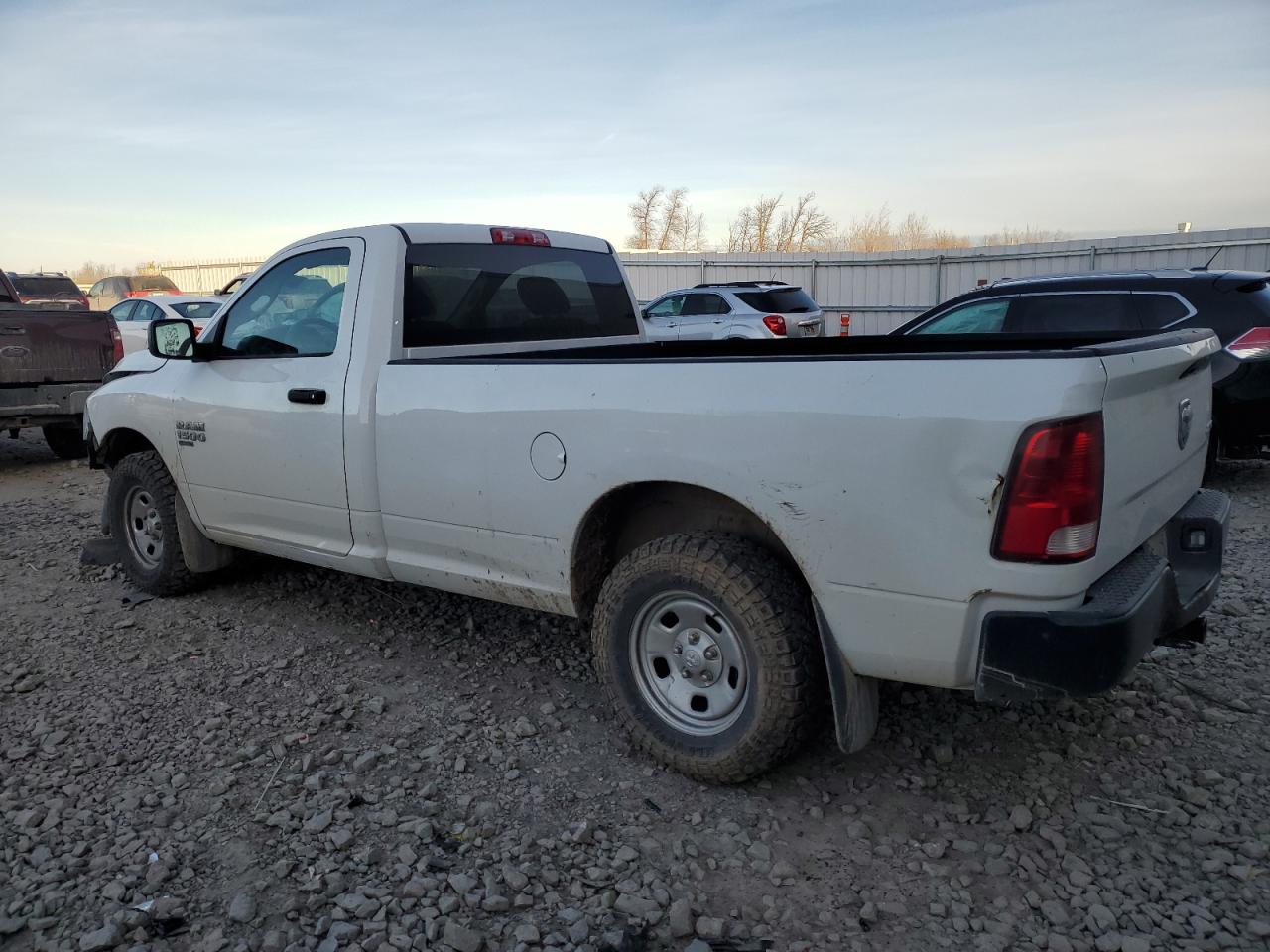 2019 RAM 1500 - Image 2