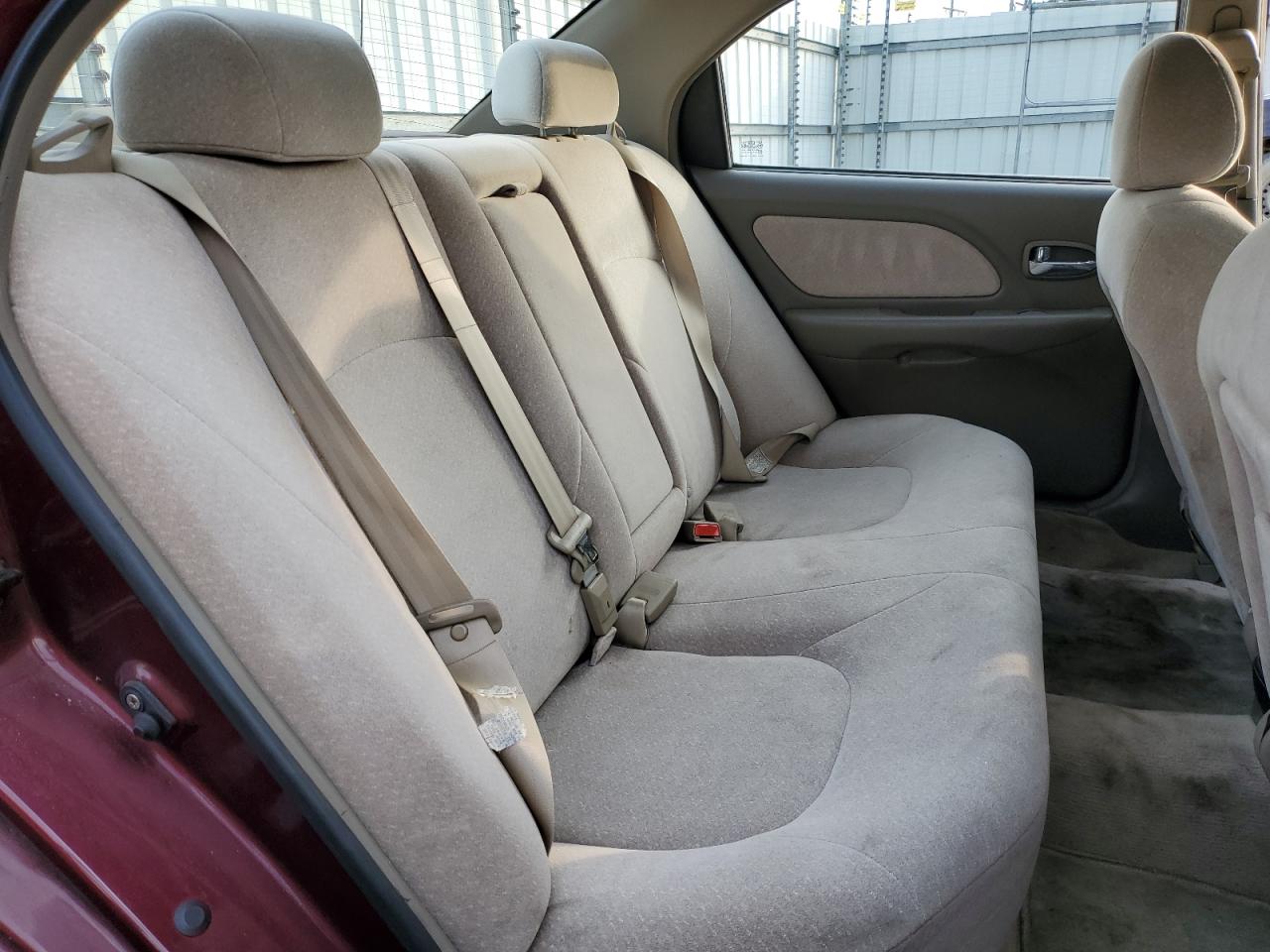 2003 Hyundai Sonata - Image 10