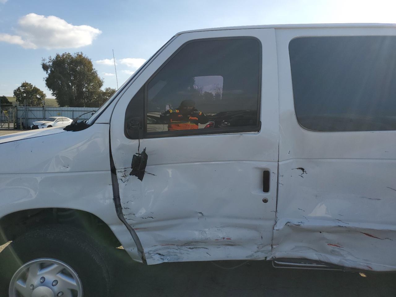 2011 Ford Econoline - Image 7