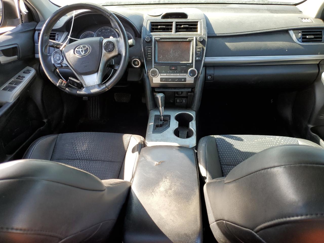2014 Toyota Camry - Image 8