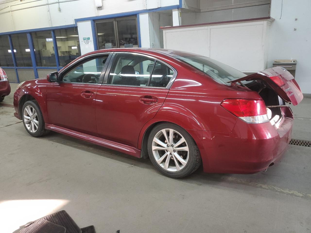 2013 Subaru Legacy - Image 2