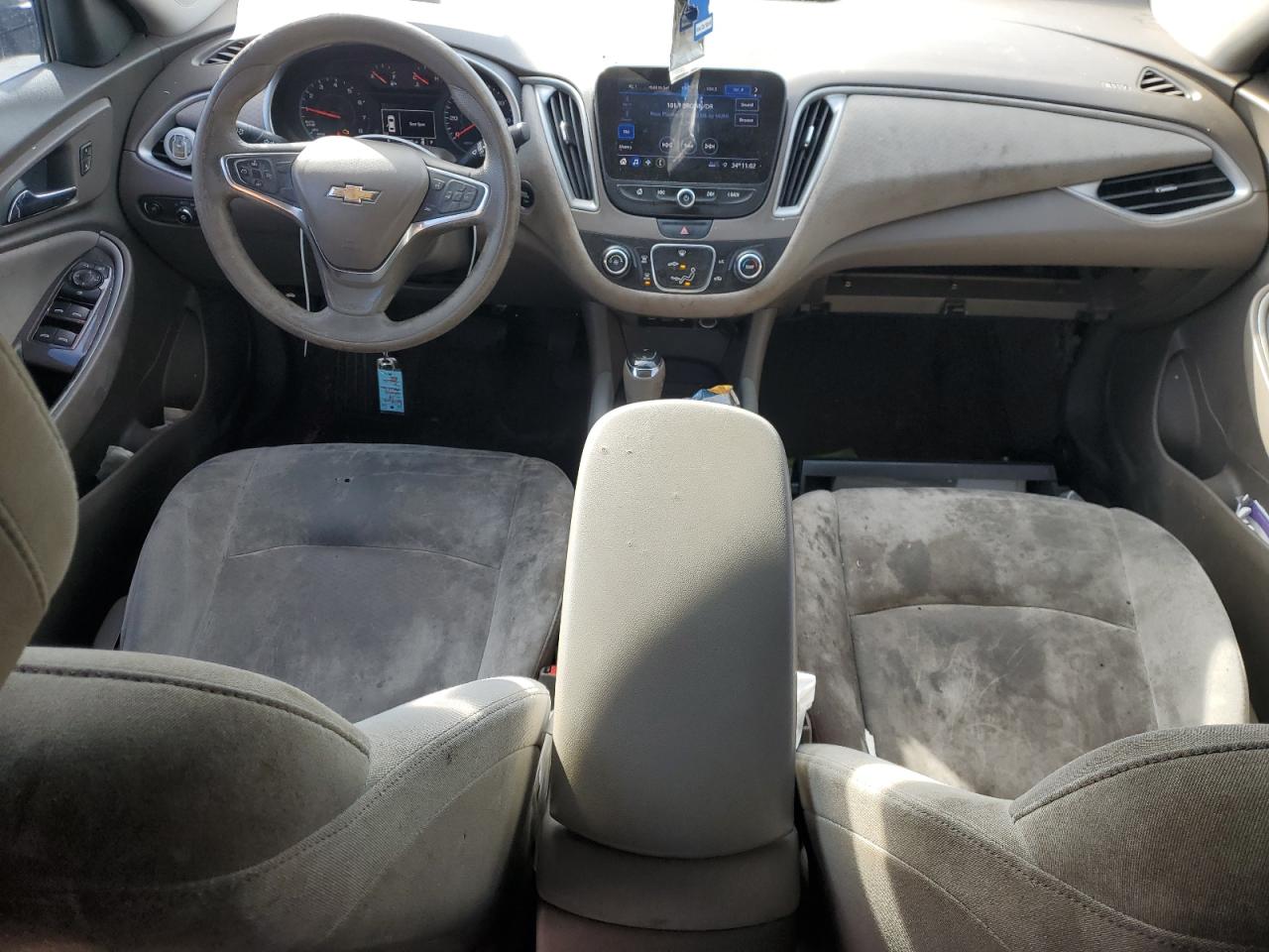 2019 Chevrolet Malibu - Image 8