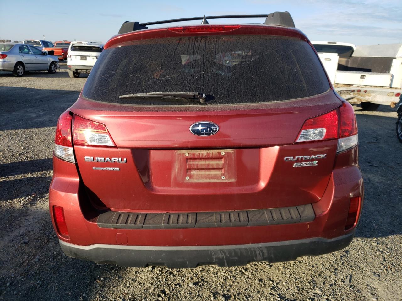 2014 Subaru Outback - Image 6