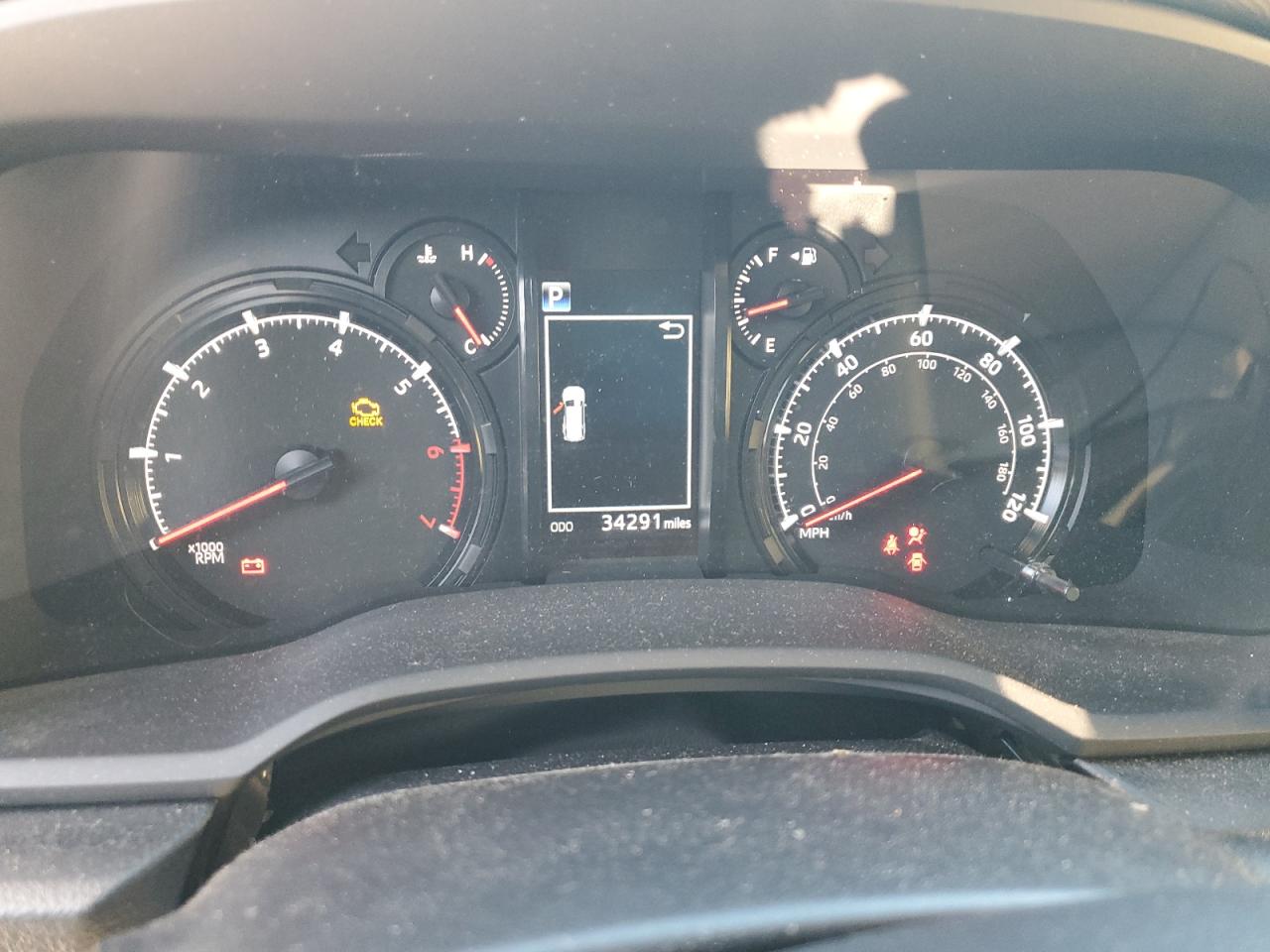 2022 Toyota 4Runner - Image 9