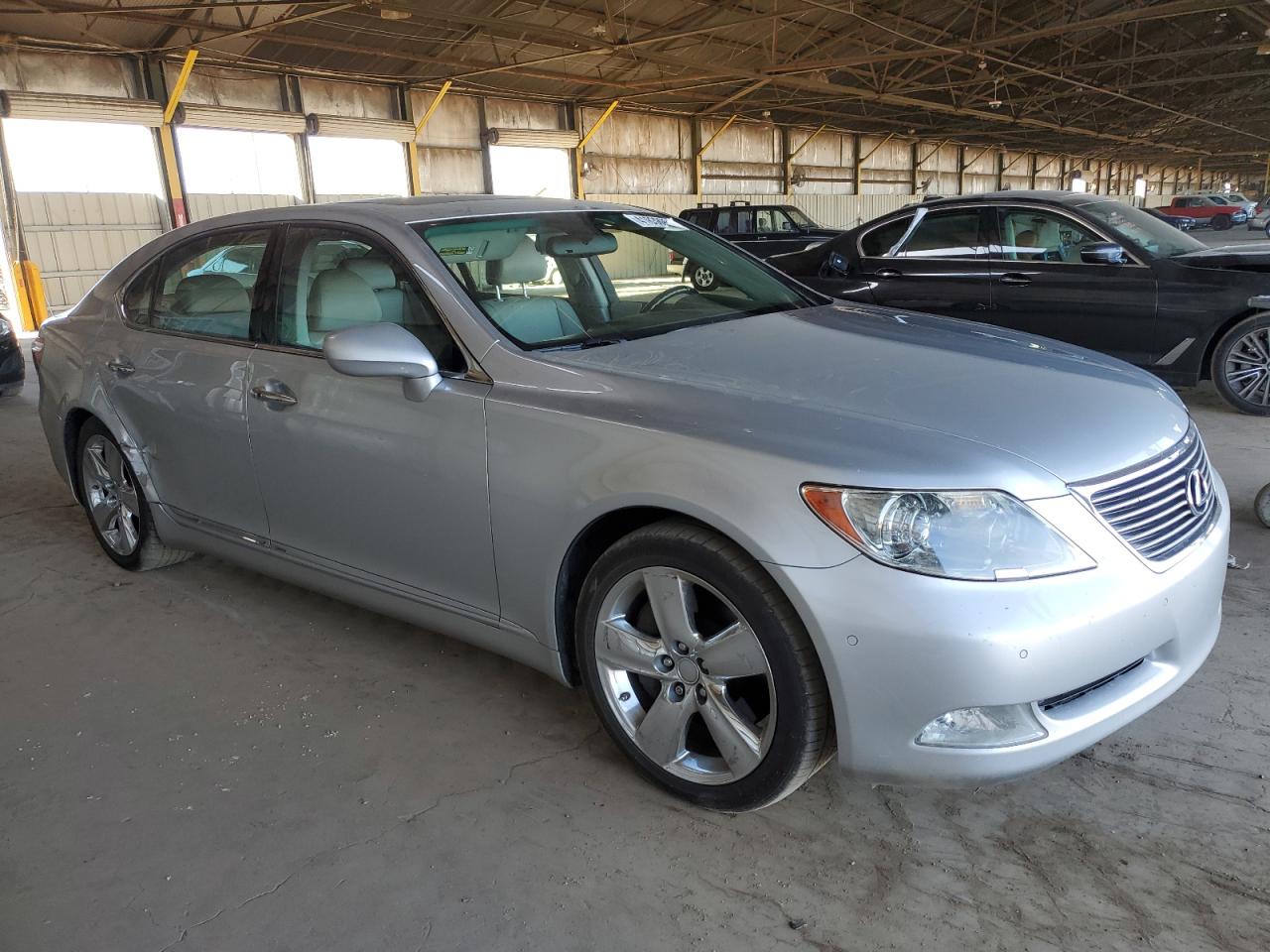 2008 Lexus LS - Image 4