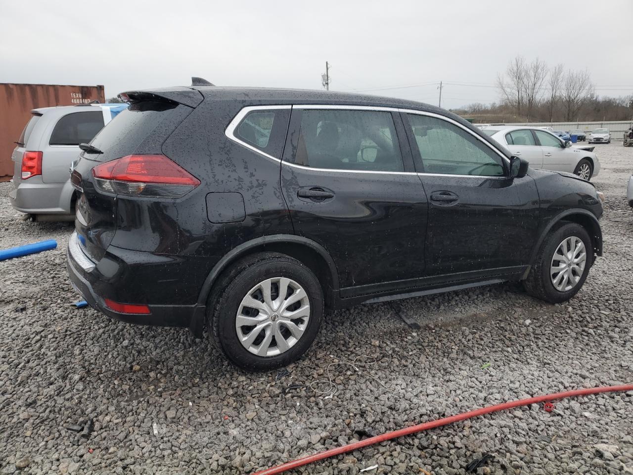 2018 Nissan Rogue - Image 3