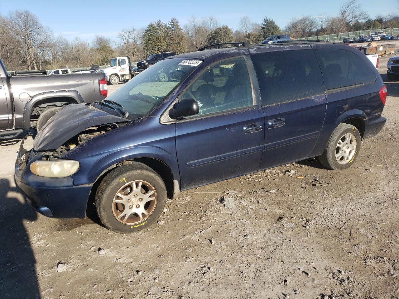 2004 Dodge Caravan - Image 1