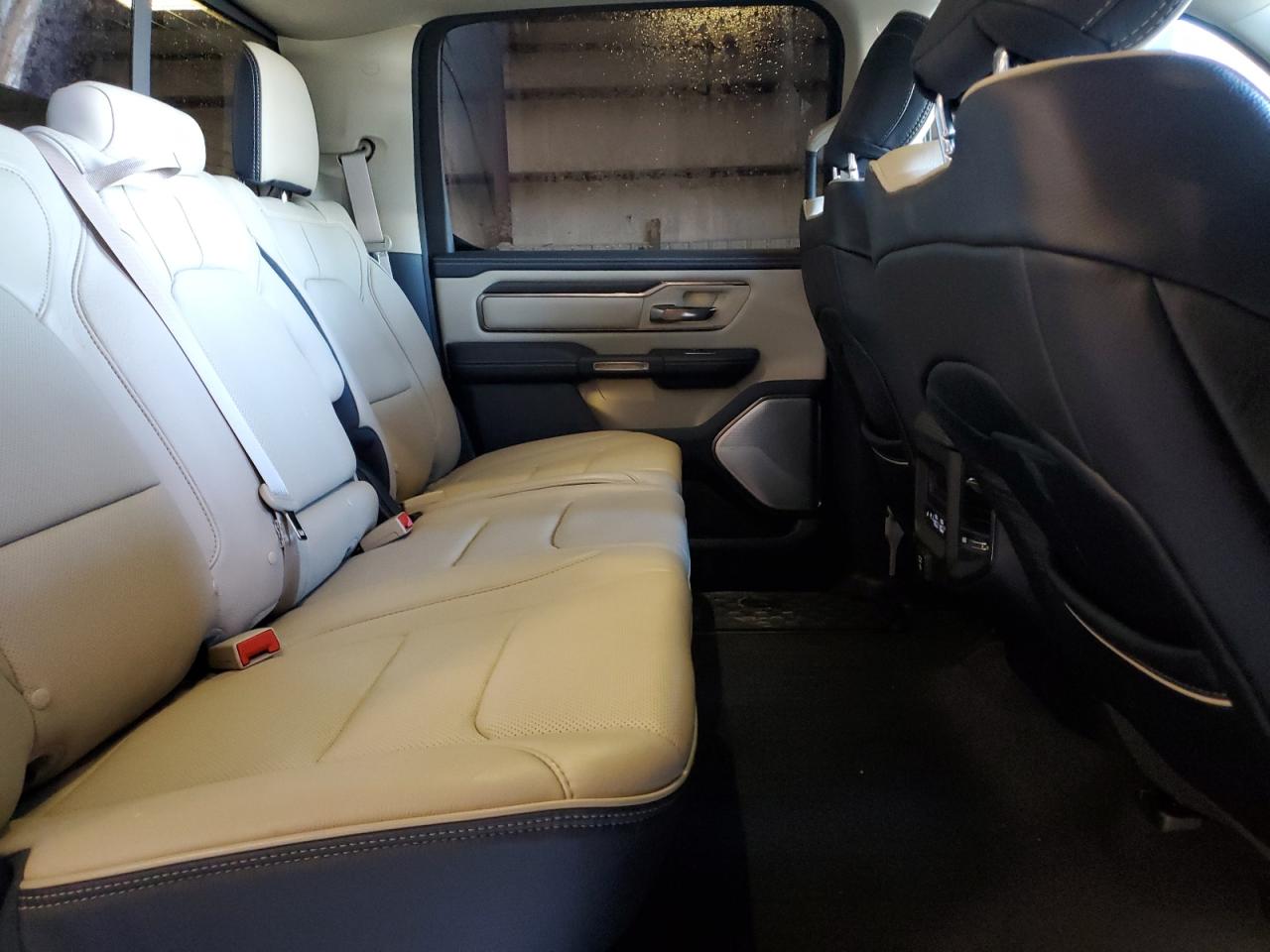 2019 RAM 1500 - Image 10