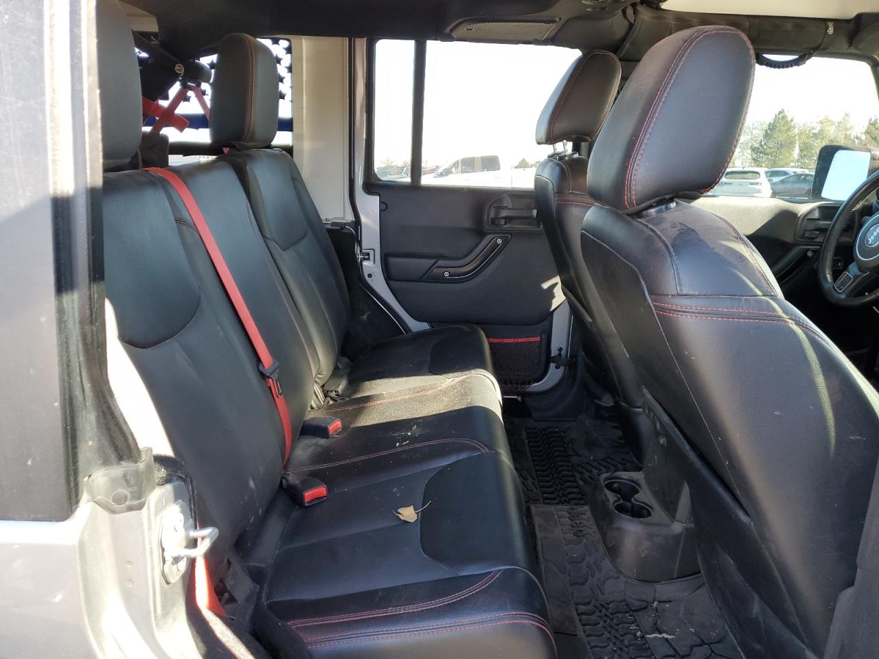 2017 Jeep Wrangler - Image 10
