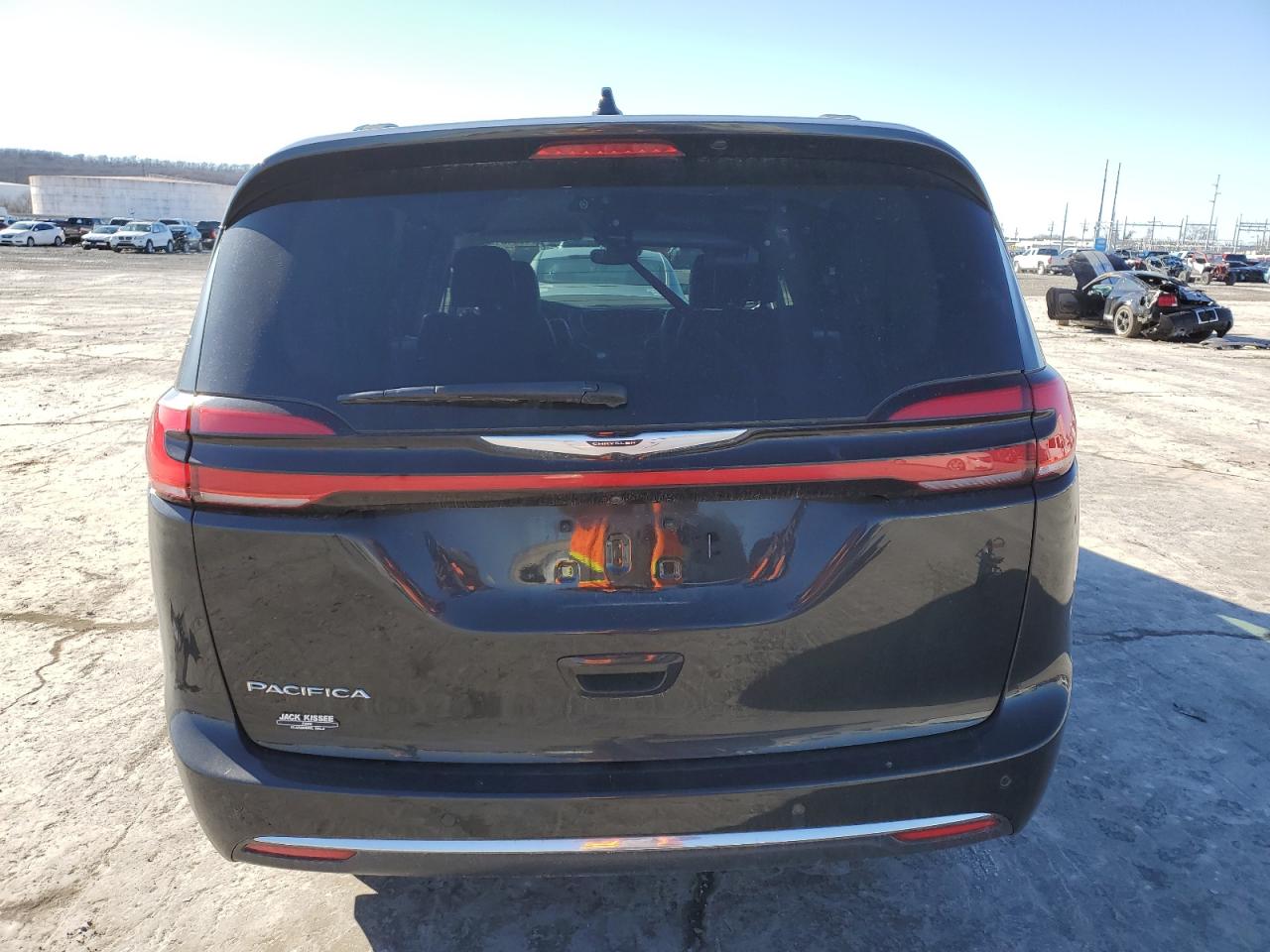 2022 Chrysler Pacifica - Image 6