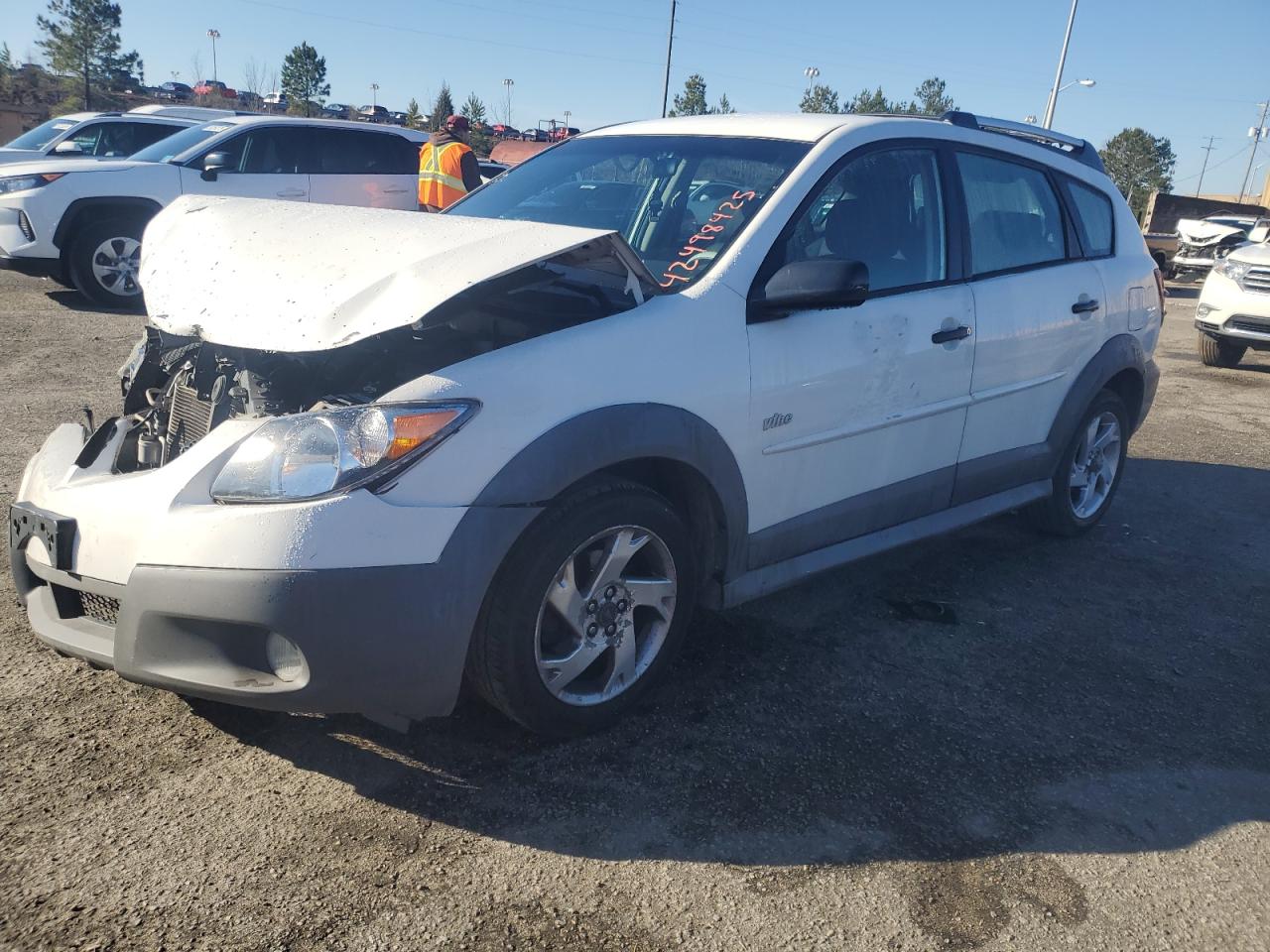 2004 Pontiac Vibe - Image 1