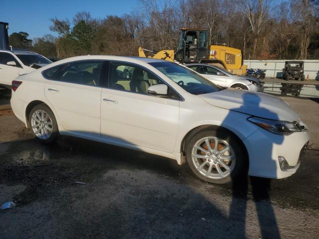 Sedans TOYOTA AVALON 2015 Biały