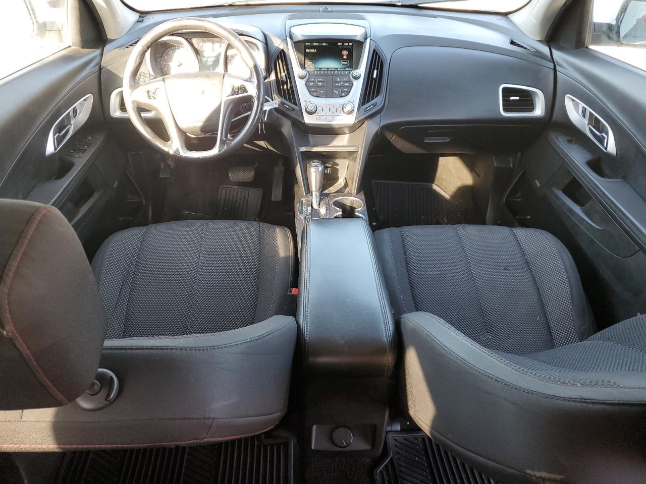 2017 Chevrolet Equinox - Image 8