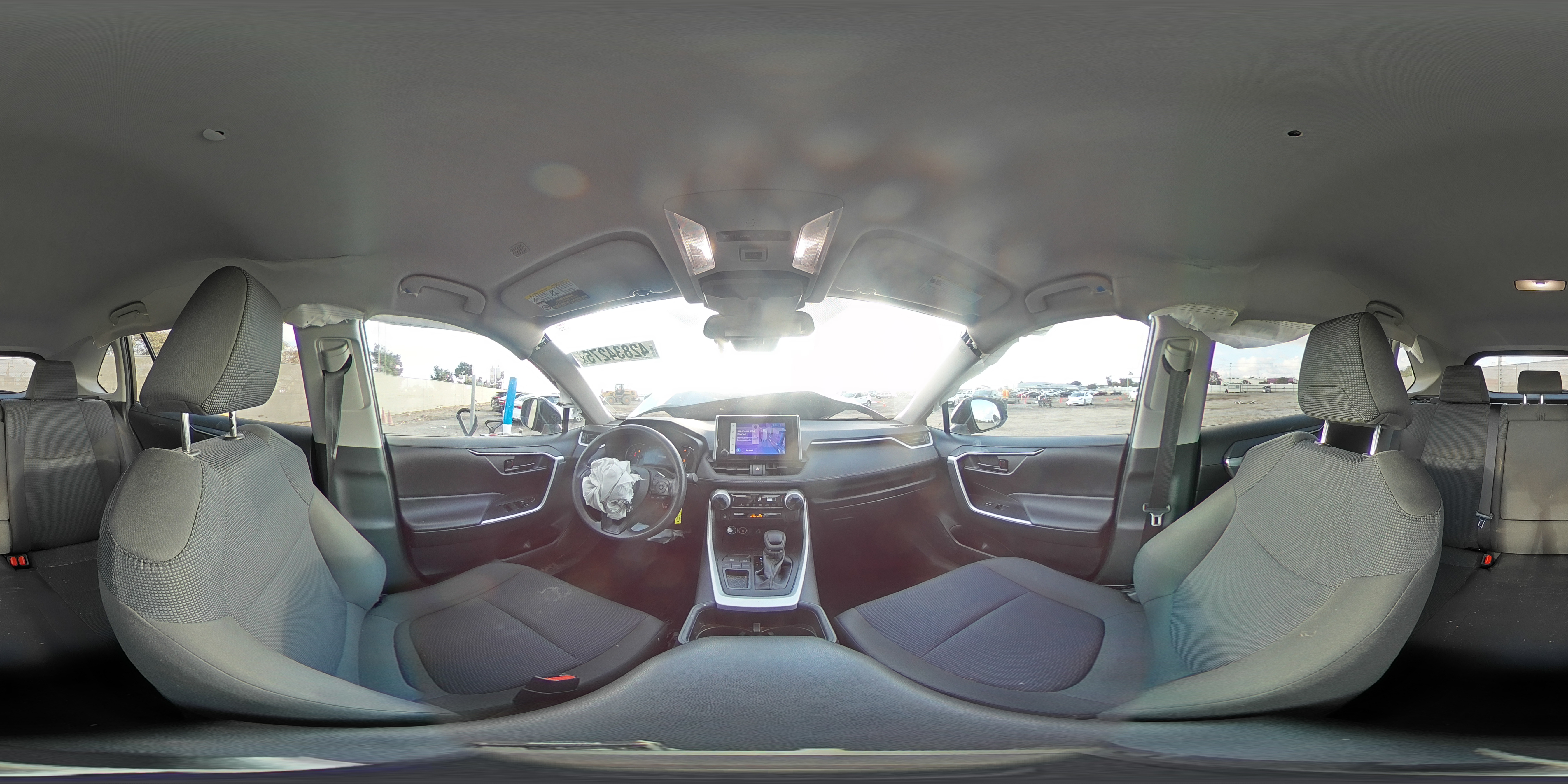 2023 Toyota RAV 4 - Image 14