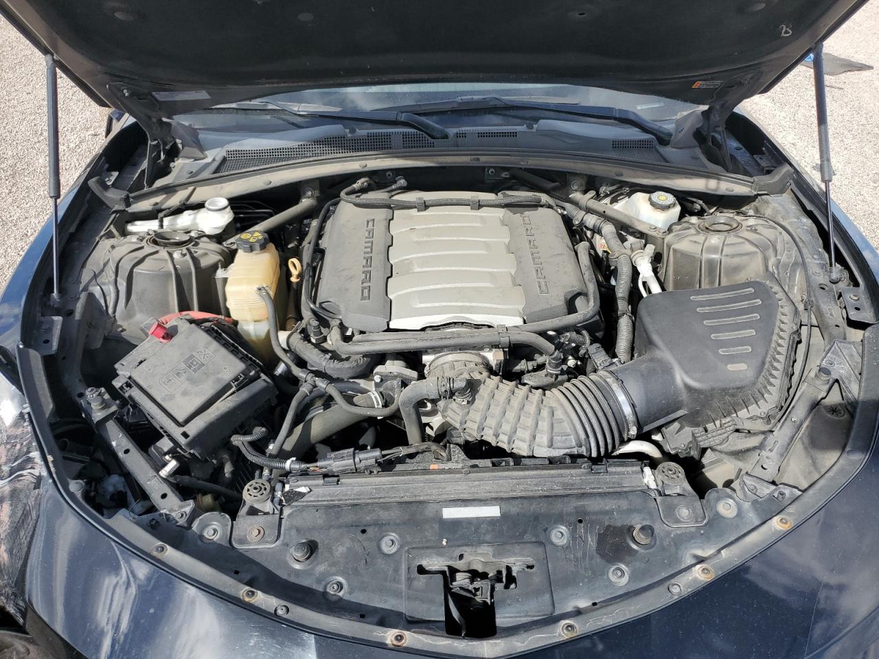 2017 Chevrolet Camaro - Image 11