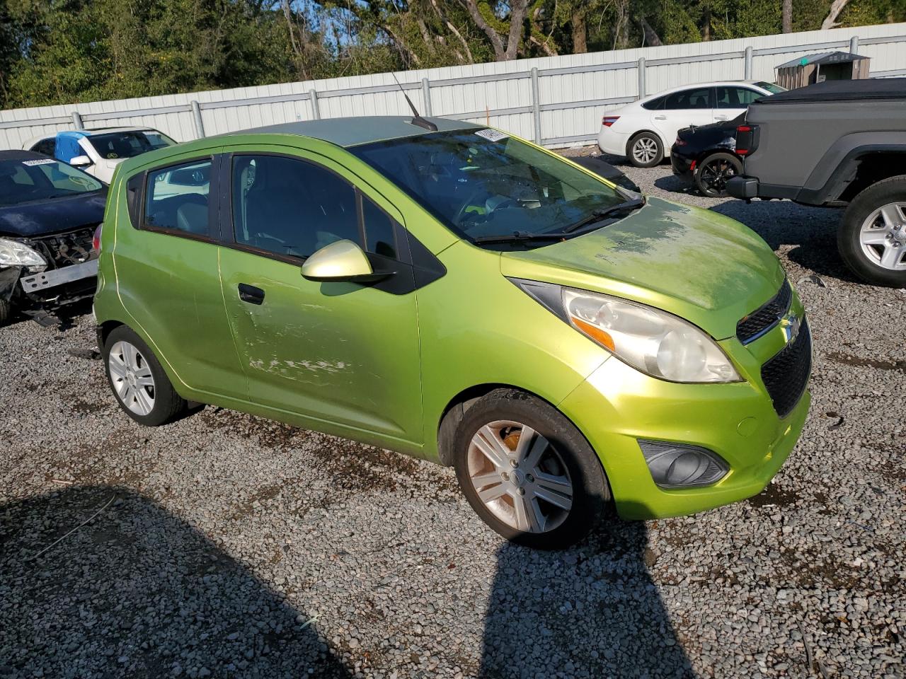 VIN KL8CB6S99DC500418 2013 CHEVROLET SPARK no.4