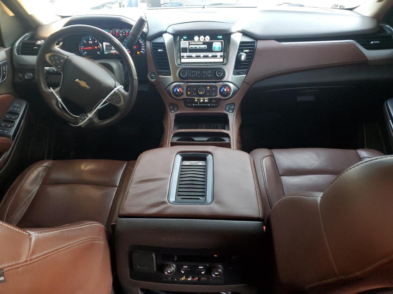 2015 Chevrolet Suburban - Image 8