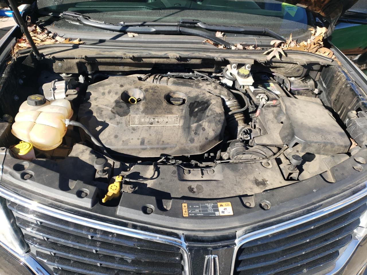 2016 Lincoln MKZ - Image 11