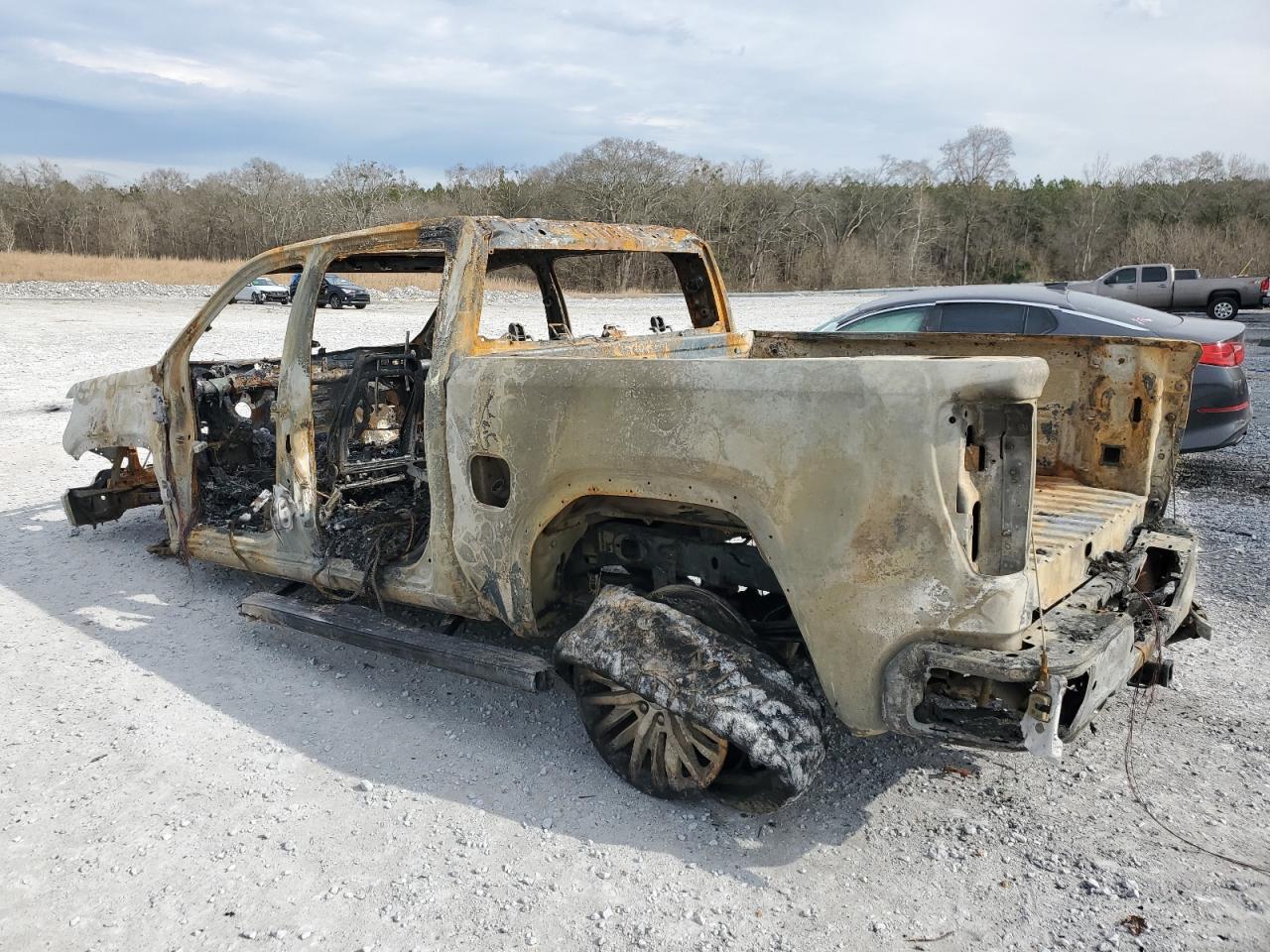 2019 GMC Sierra - Image 2
