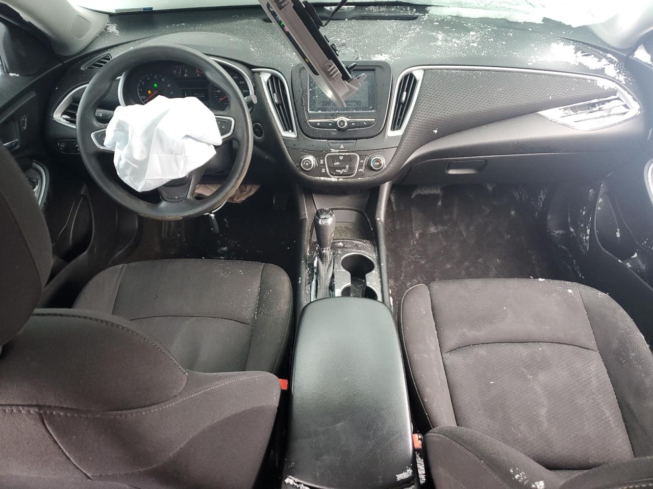 2018 Chevrolet Malibu - Image 8