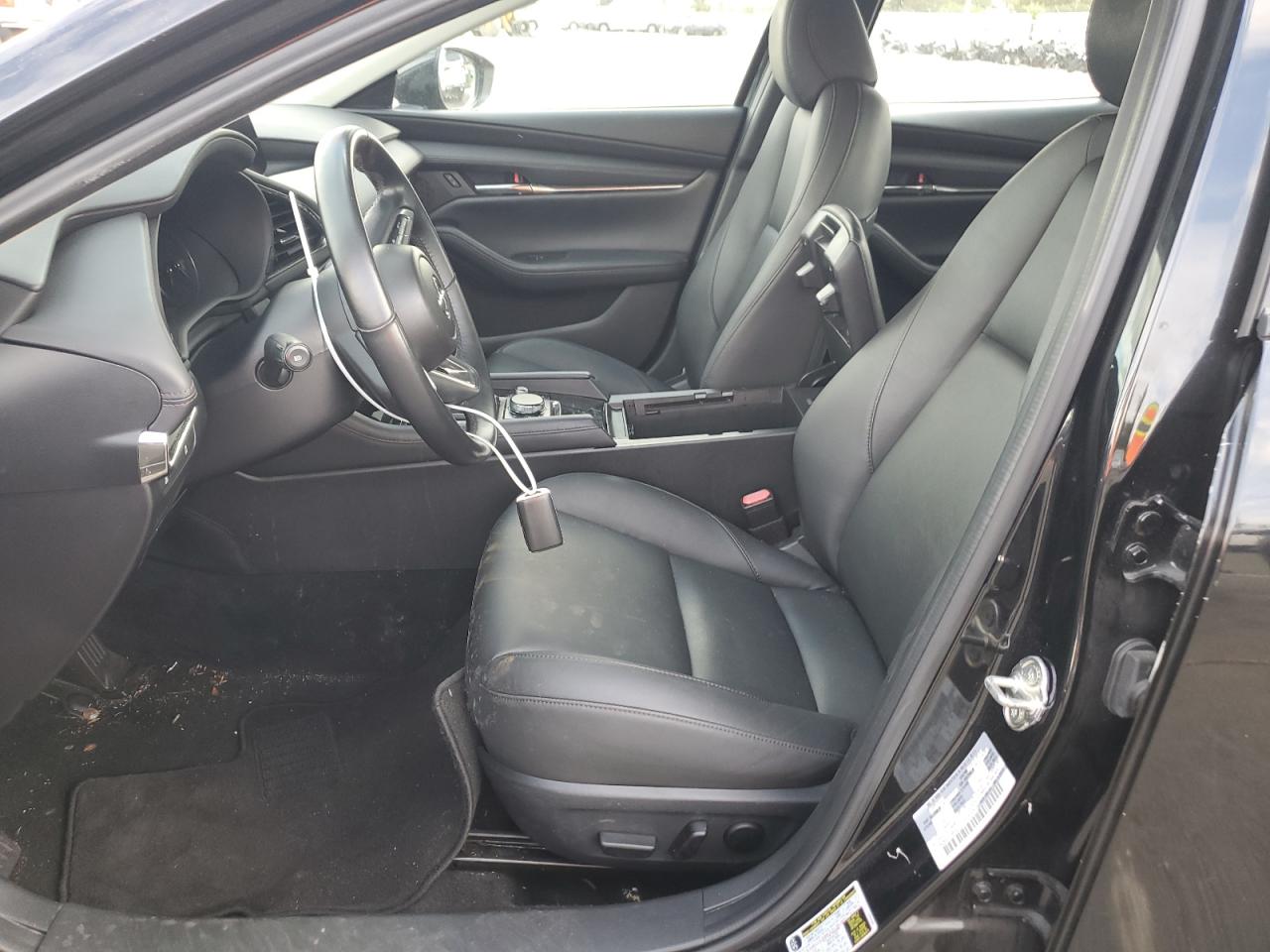 2022 Mazda 3 - Image 7