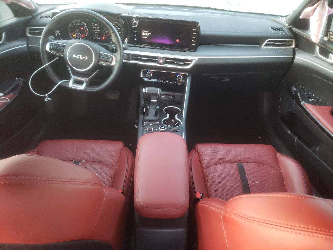 2023 Kia K5 - Image 8