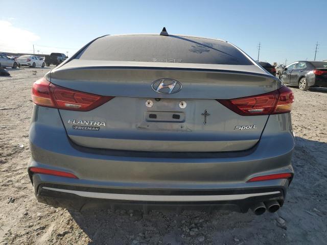 HYUNDAI ELANTRA 2017 Серый