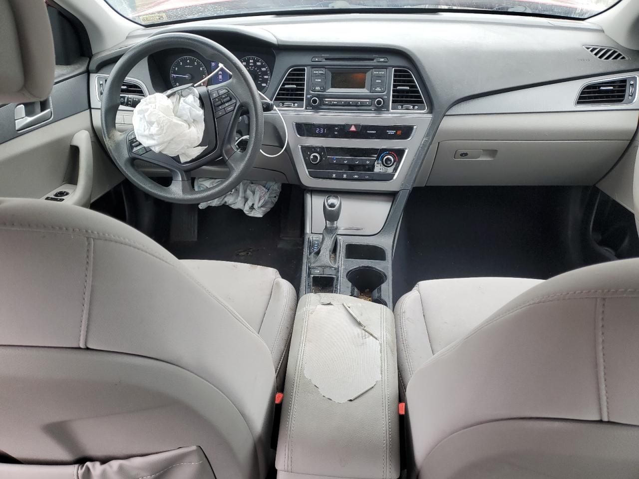 2017 Hyundai Sonata - Image 8