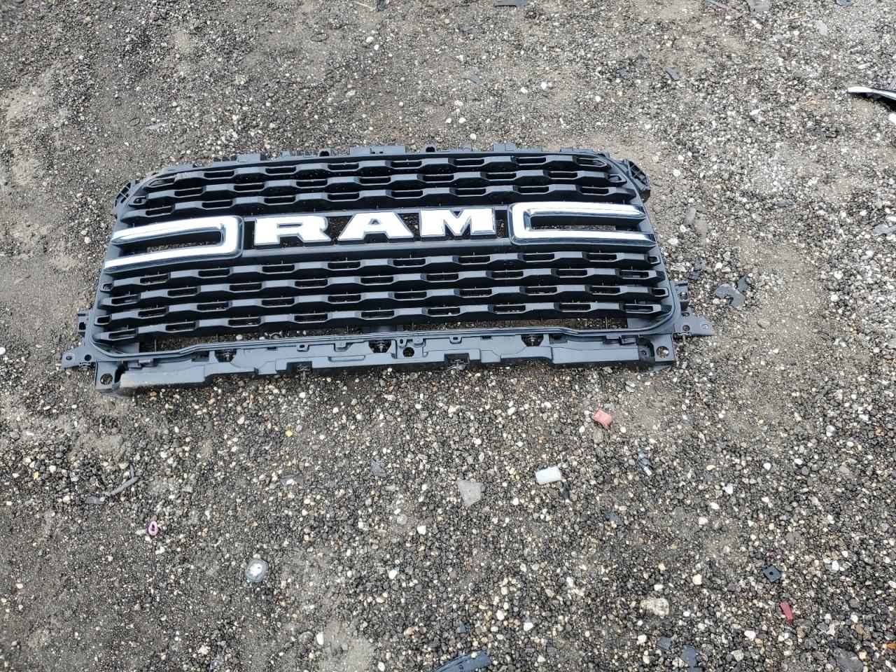 2022 RAM 2500 - Image 12