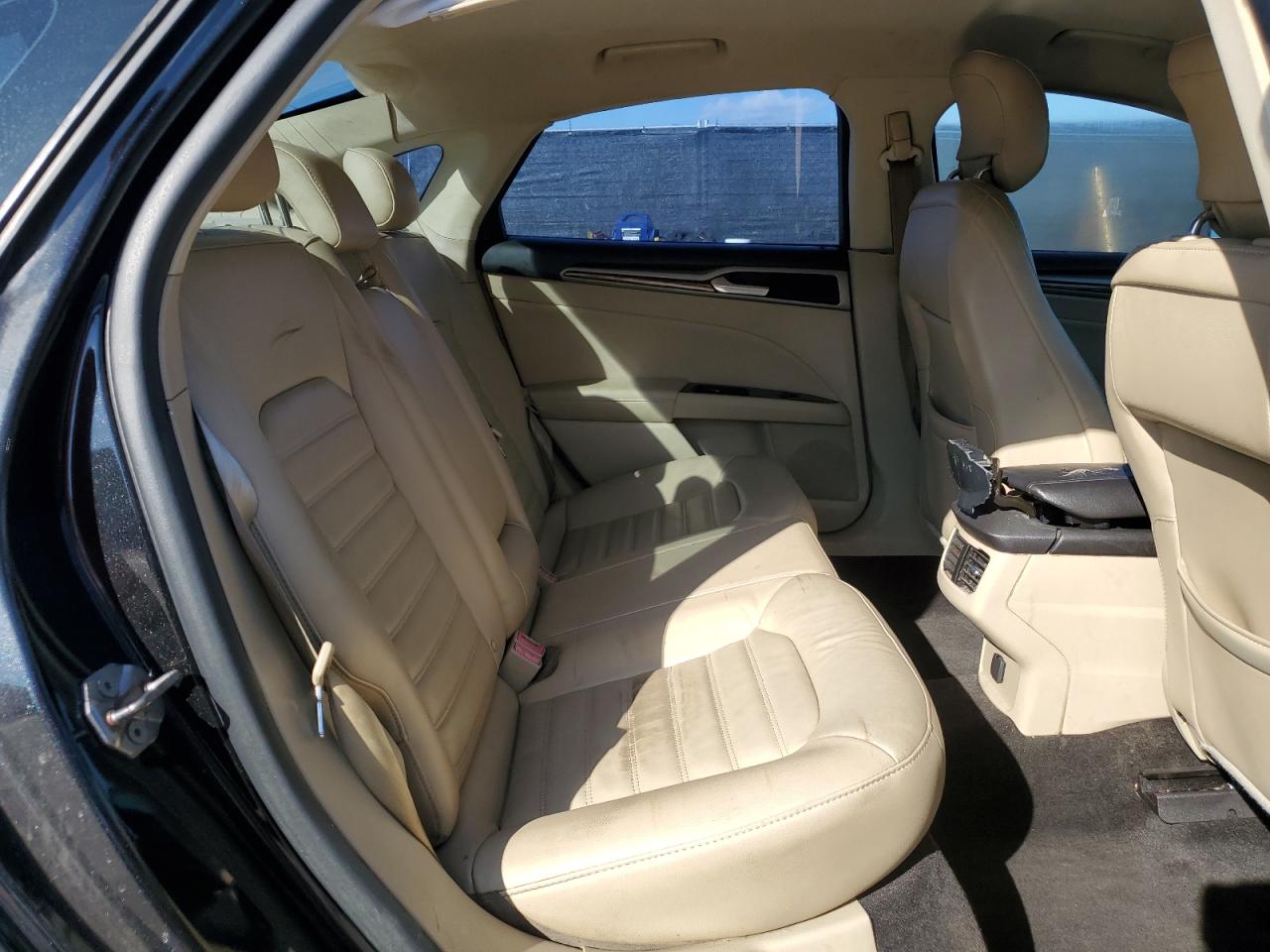 2013 Ford Fusion - Image 10
