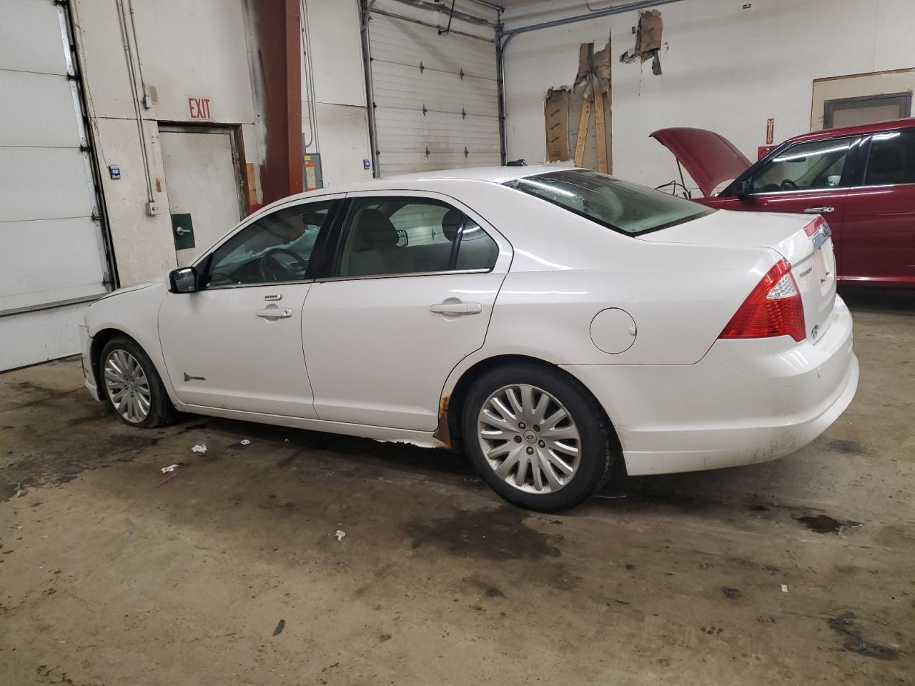2011 Ford Fusion - Image 2