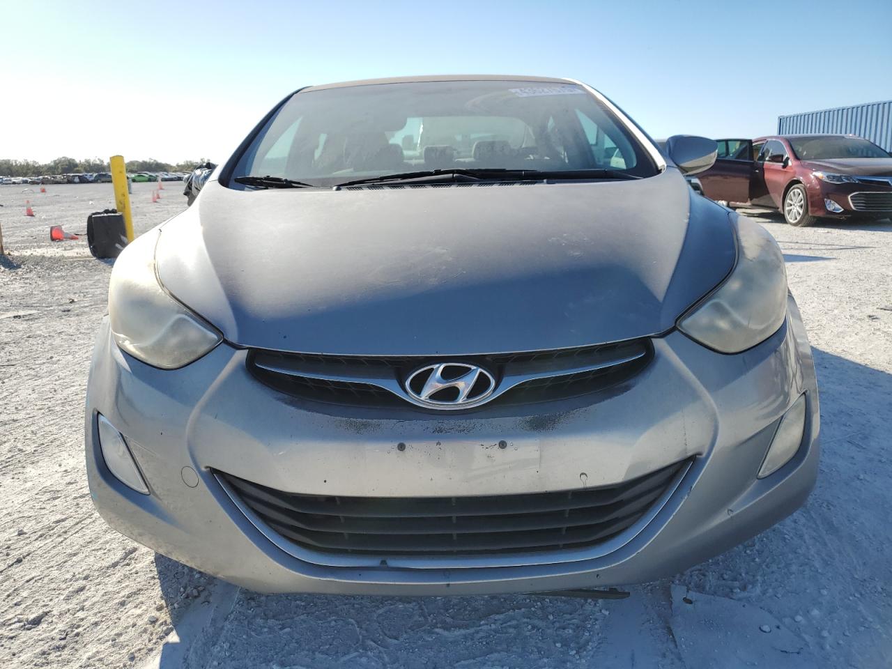 2012 Hyundai Elantra - Image 5