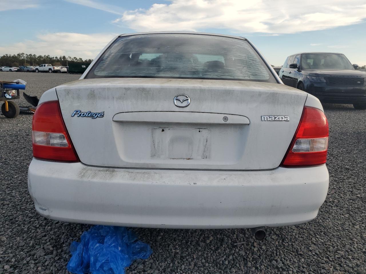 2002 Mazda Protege - Image 6