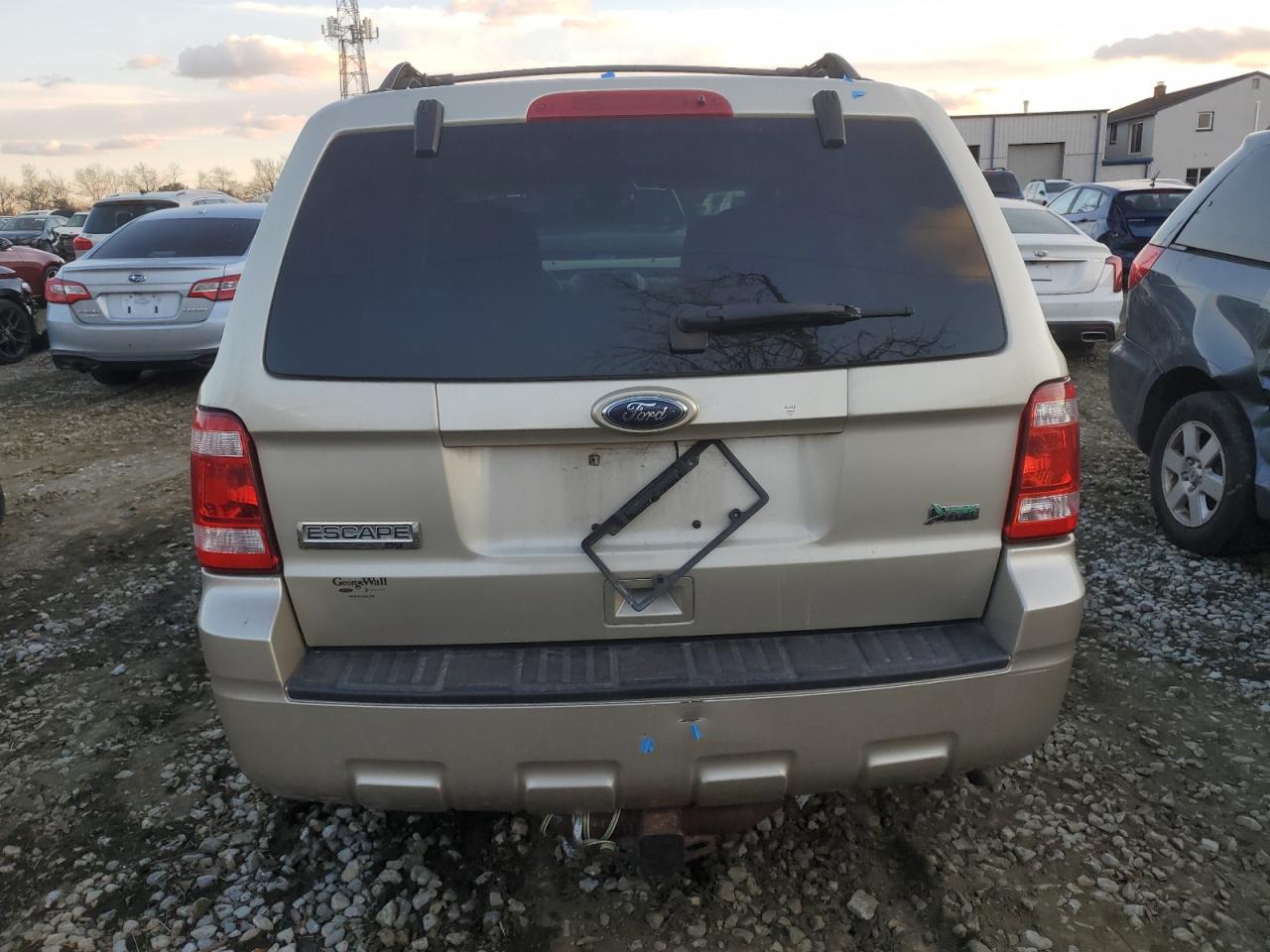 2010 Ford Escape - Image 6
