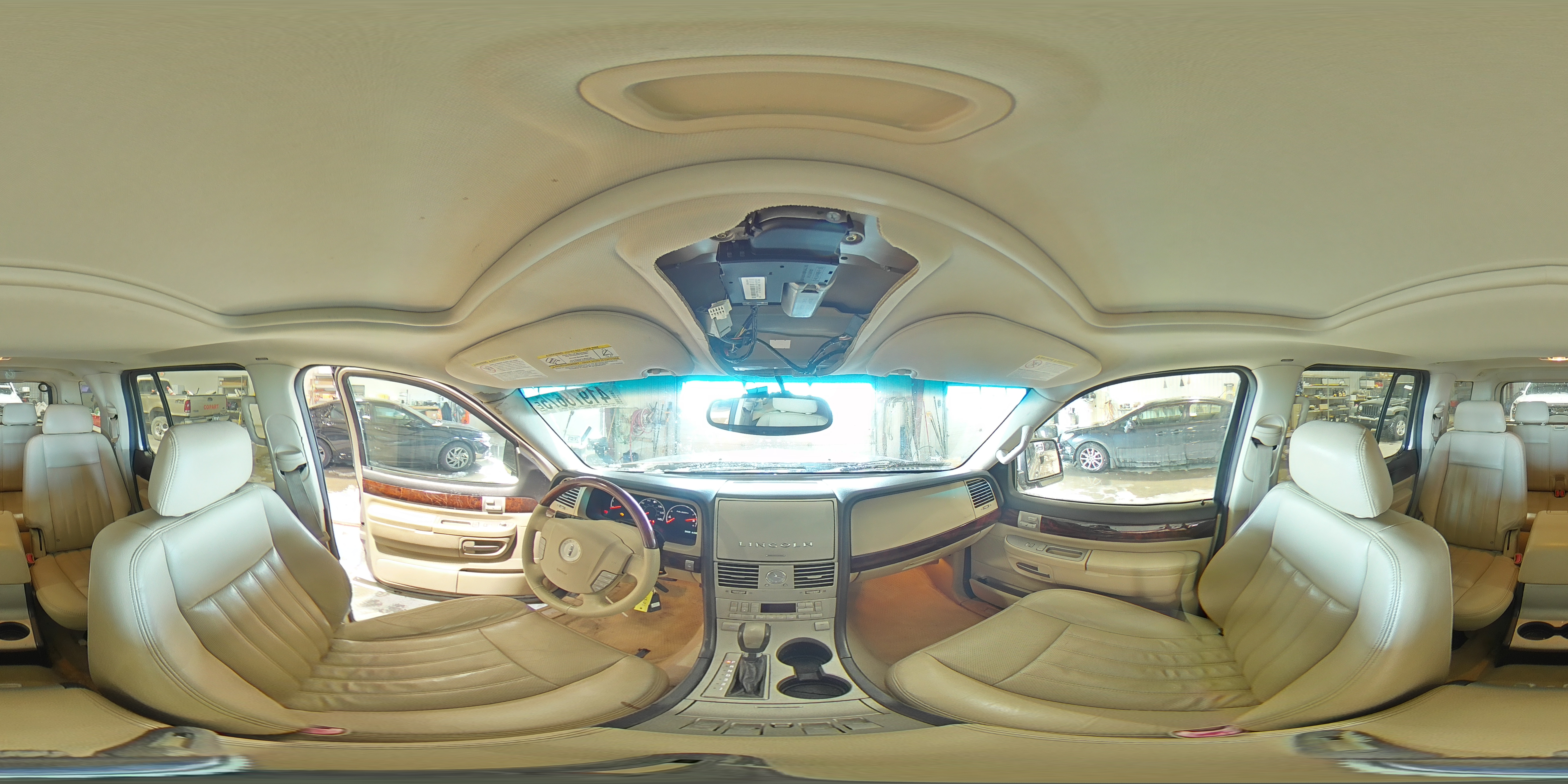 2005 Lincoln Aviator - Image 14