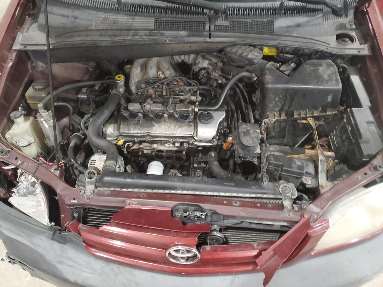 2002 Toyota Sienna - Image 12