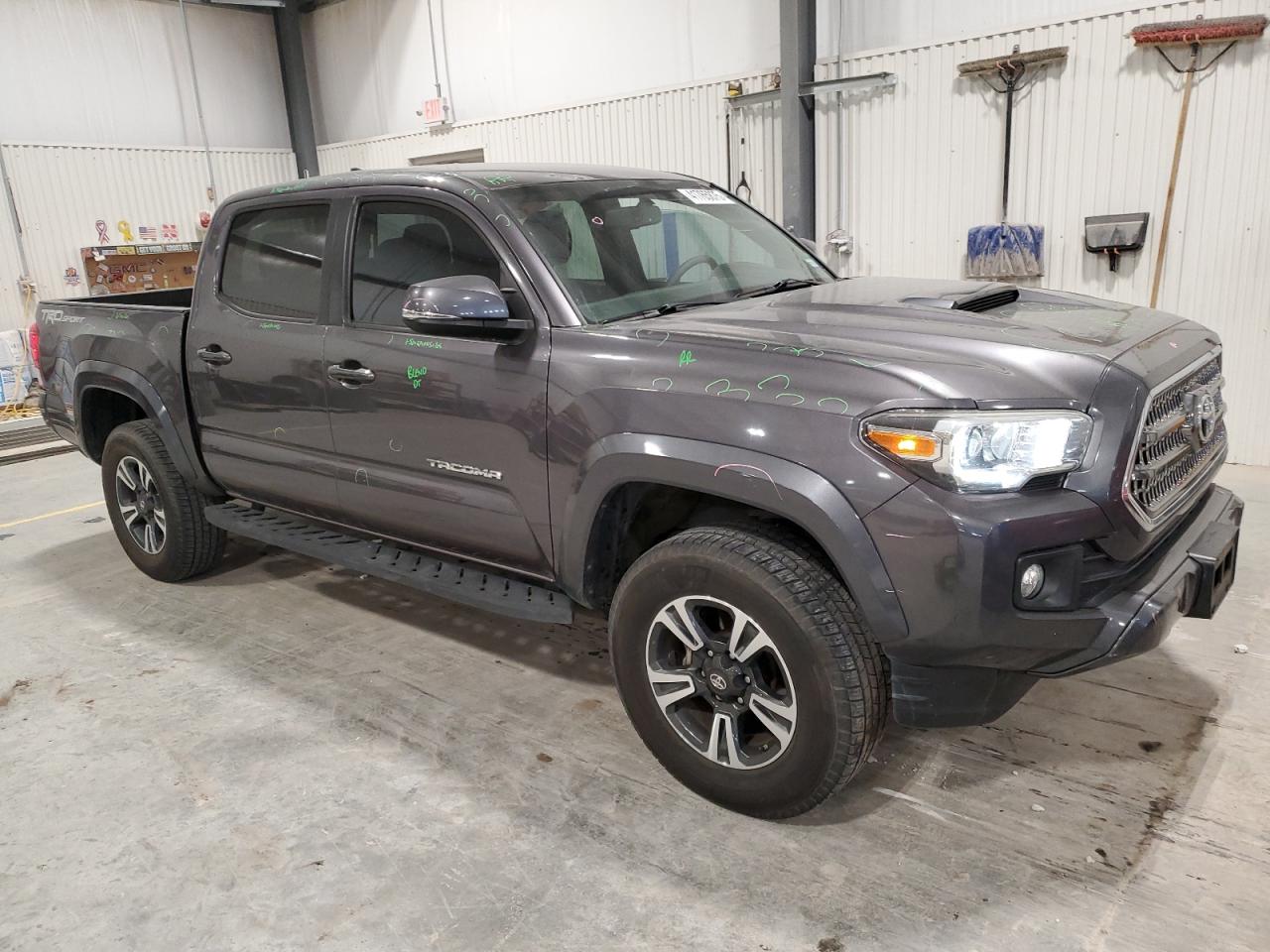2017 Toyota Tacoma - Image 4