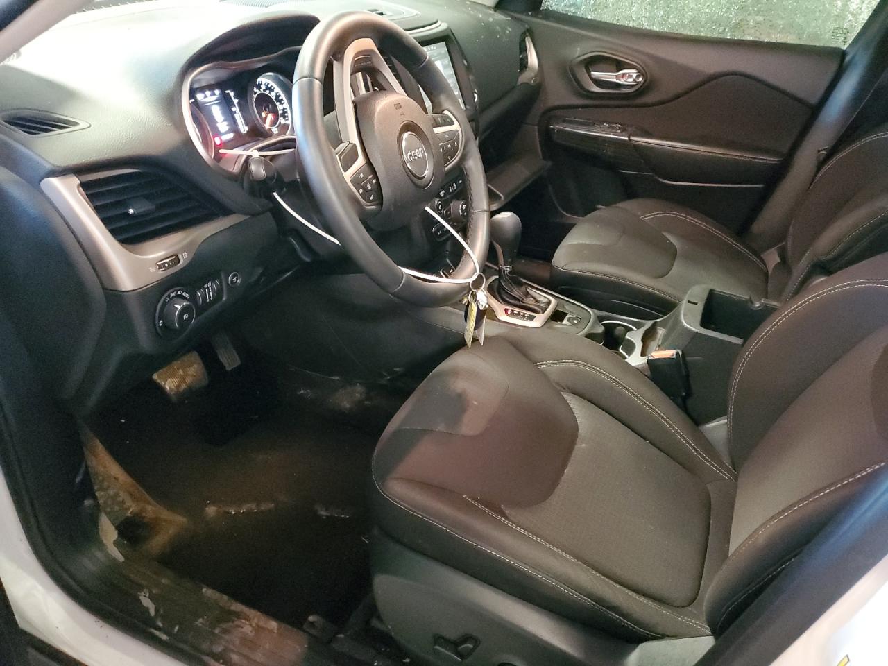 2015 Jeep Grand Cherokee - Image 7