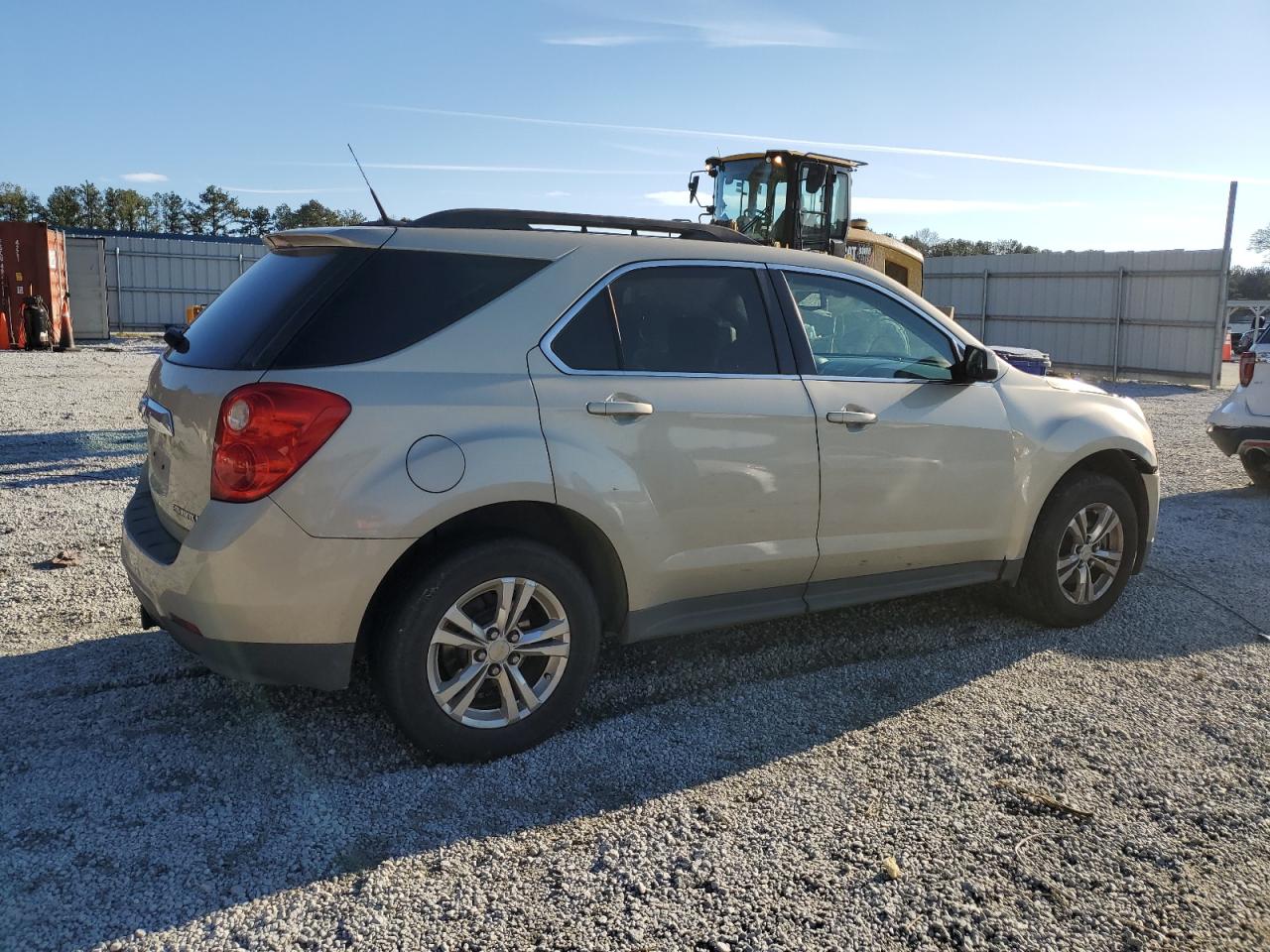 2011 Chevrolet Equinox - Image 3