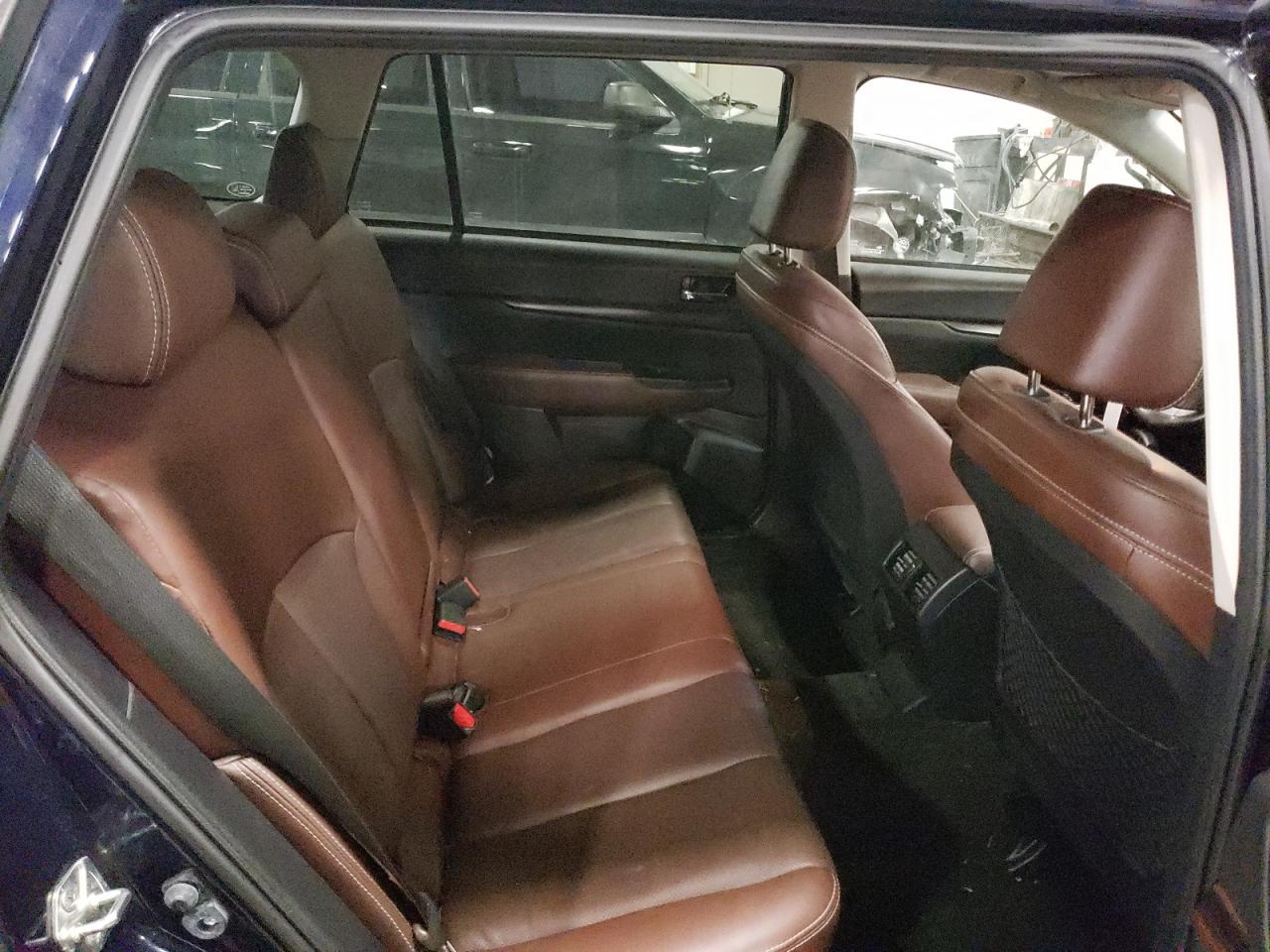 2014 Subaru Outback - Image 11
