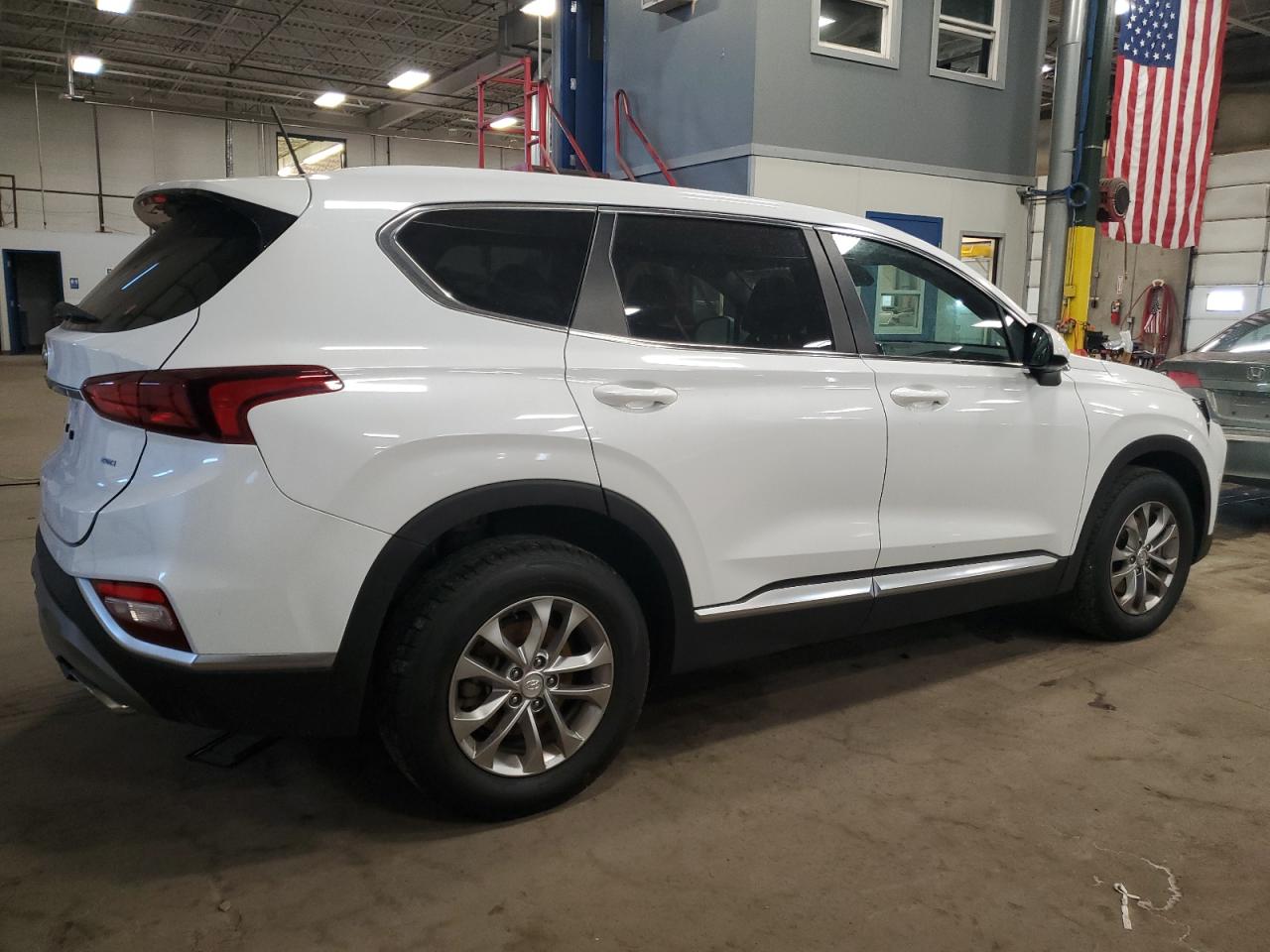 2019 Hyundai Santa Fe - Image 3