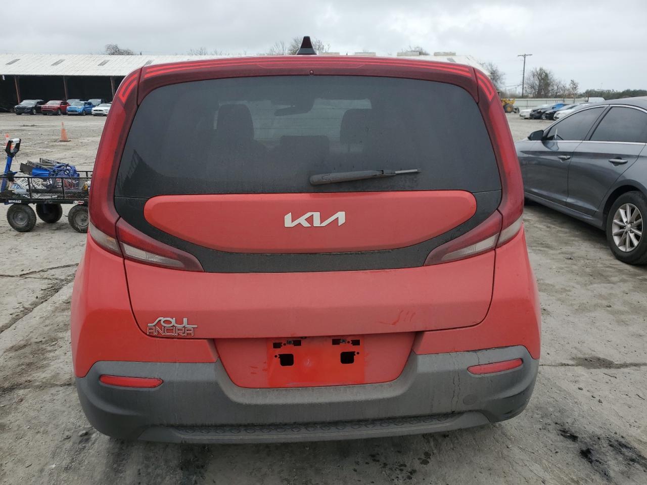 2022 Kia Soul - Image 6