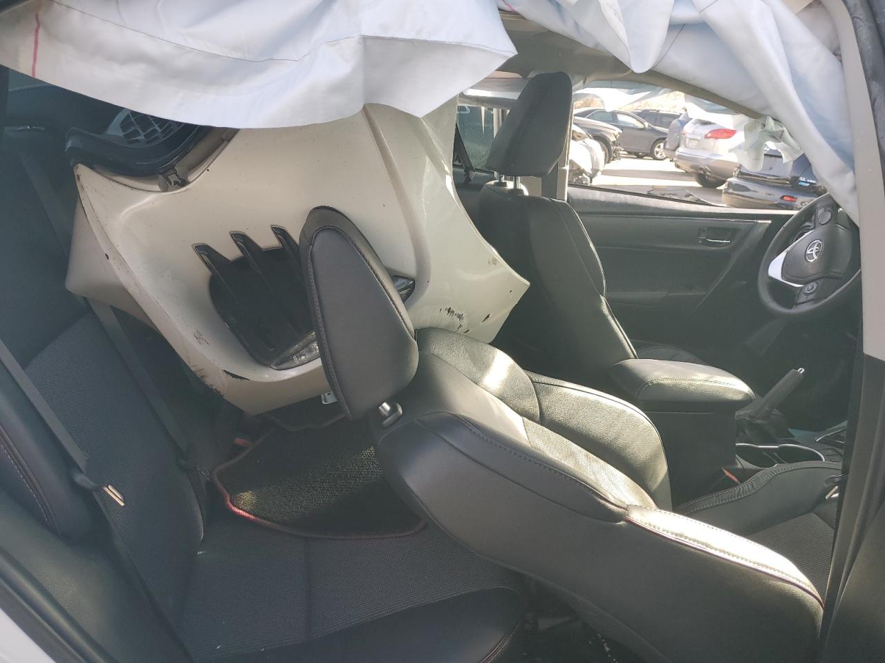 2017 Toyota Corolla - Image 10