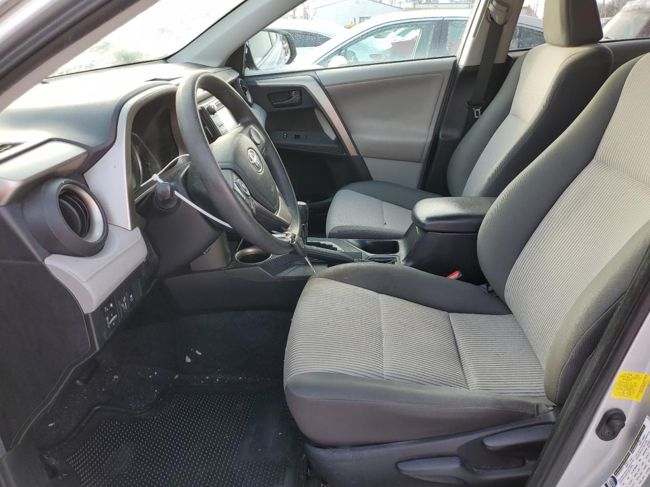 2013 Toyota RAV 4 - Image 7