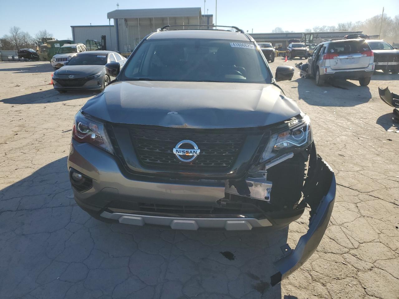 2020 Nissan Pathfinder - Image 5