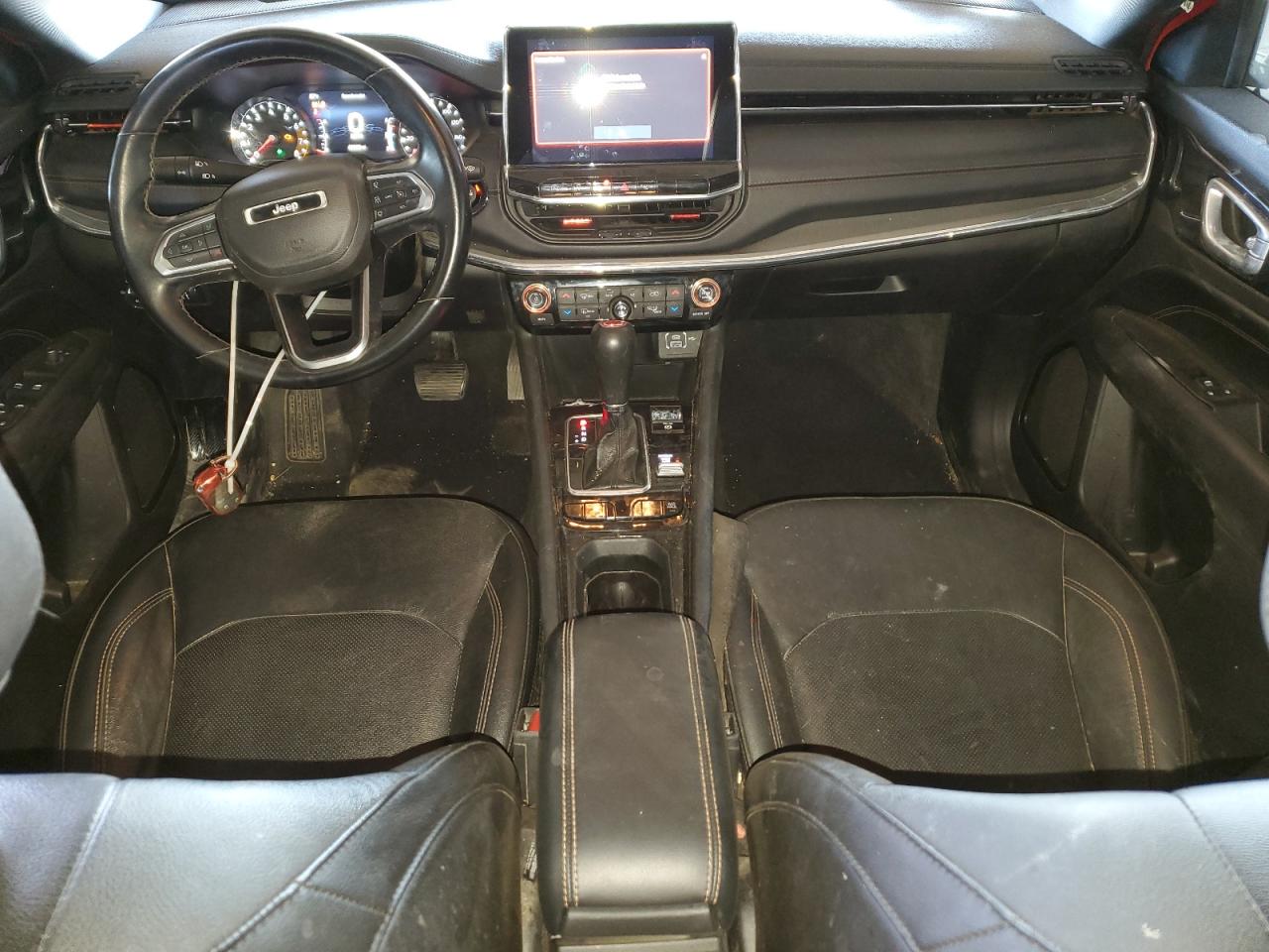 2022 Jeep Compass - Image 8