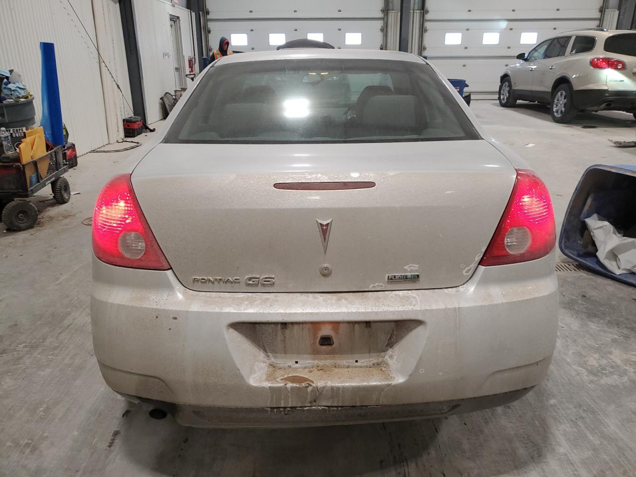 2010 Pontiac G6 - Image 6