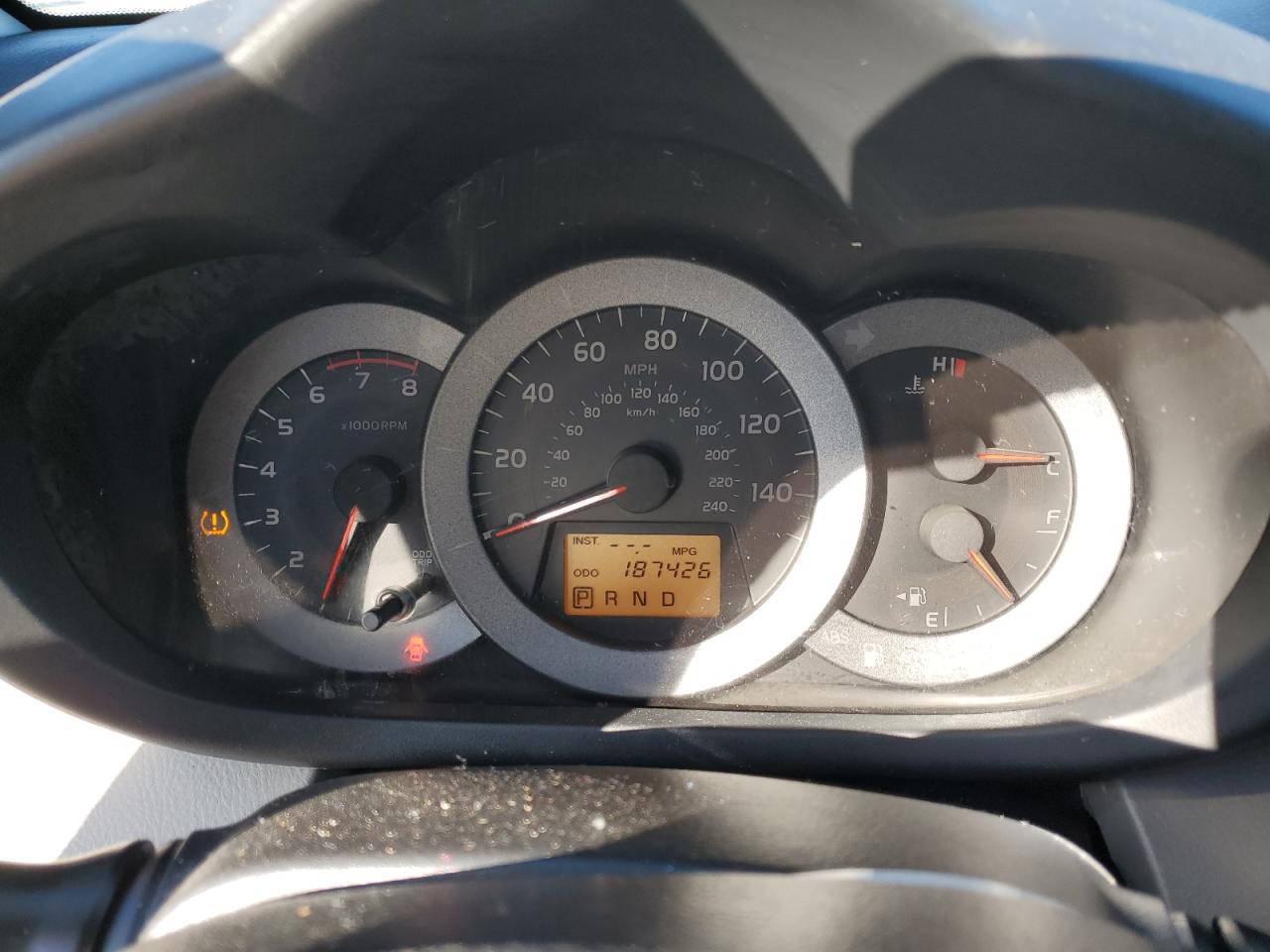2010 Toyota RAV 4 - Image 9