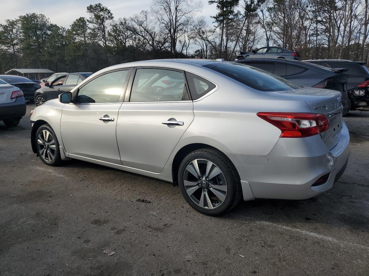 2019 Nissan Sentra - Image 2