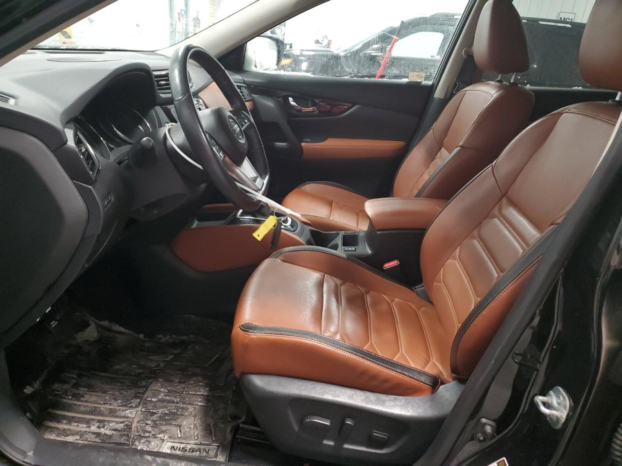 2017 Nissan Rogue - Image 7